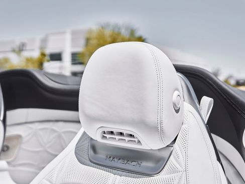 Used 2026 Mercedes-Benz Maybach SL 680 image 48