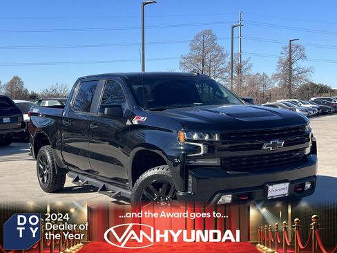 Used 2021 Chevrolet Silverado 1500 LT Trail Boss image 1