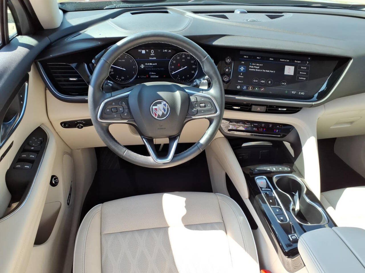 Used 2021 Buick Envision Avenir w/ Technology Package II FWD image 13