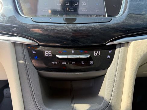 Used 2024 Cadillac XT6 Premium Luxury w/ Technology Package FWD image 35