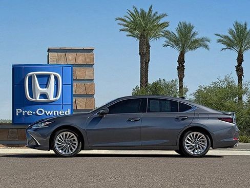 Used 2022 Lexus ES 350 Luxury w/ Accessory Package image 7