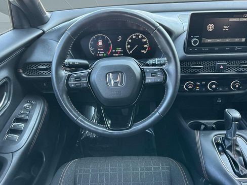 Certified 2024 Honda HR-V Sport image 30
