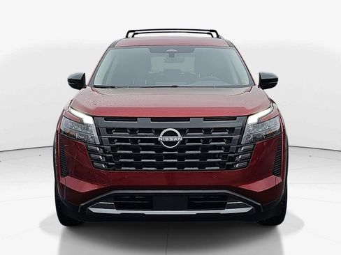 New 2026 Nissan Pathfinder SL image 9