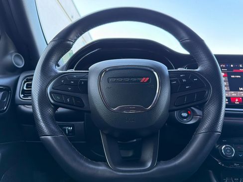 Used 2025 Dodge Durango GT AWD/4WD image 25