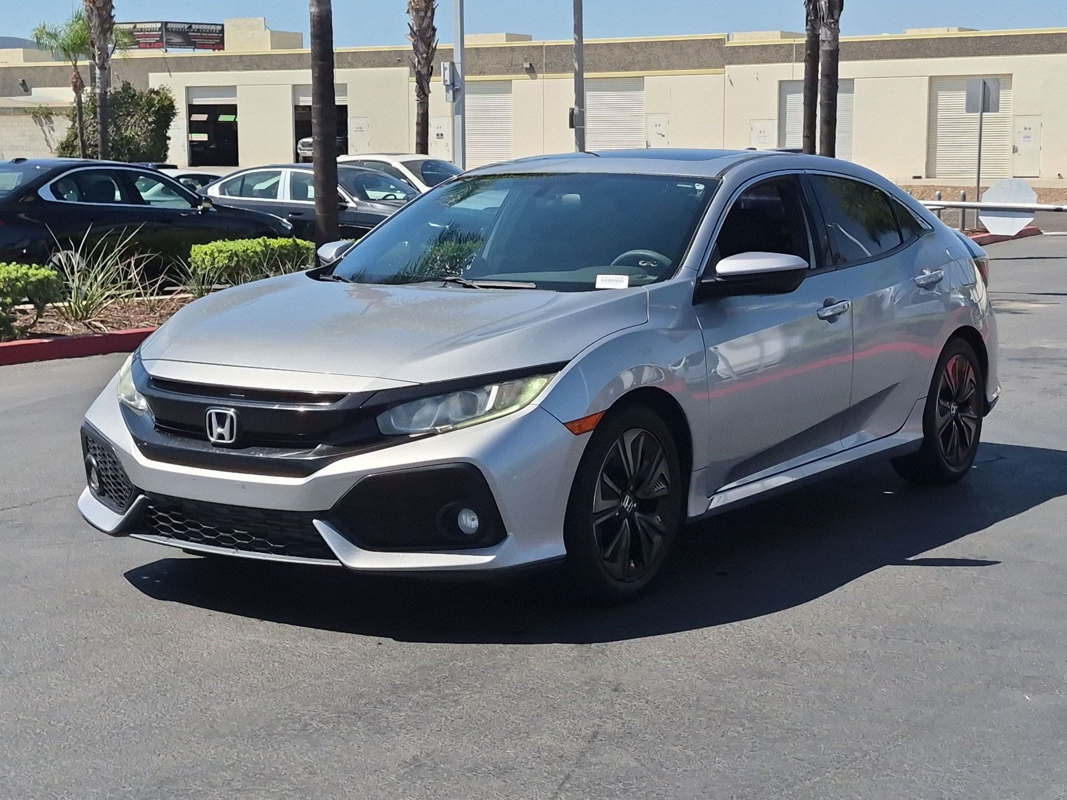 Used 2018 Honda Civic EX image 5
