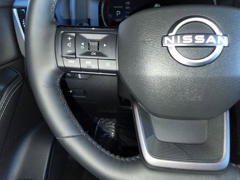 Certified 2025 Nissan Rogue SL w/ Tech Package image 26