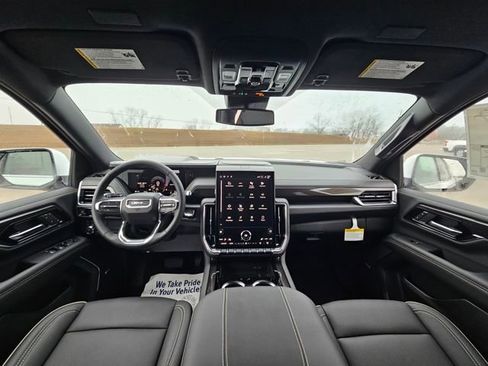 New 2026 GMC Yukon Elevation image 12