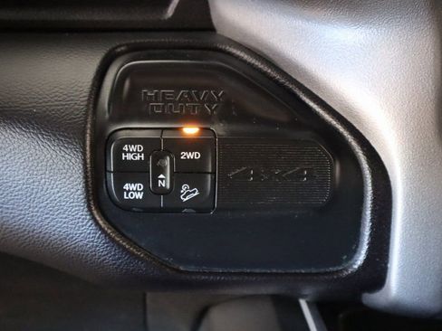 Used 2024 RAM 2500 Big Horn w/ Off Road Package image 6