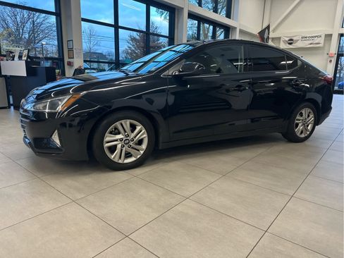 Used 2019 Hyundai Elantra Value Edition w/ Cargo Package image 3