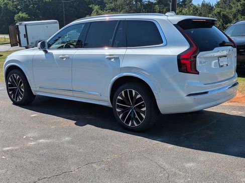New 2026 Volvo XC90 B5 Core AWD/4WD image 4