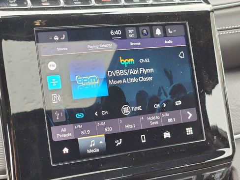 New 2025 Jeep Grand Cherokee L Altitude image 13