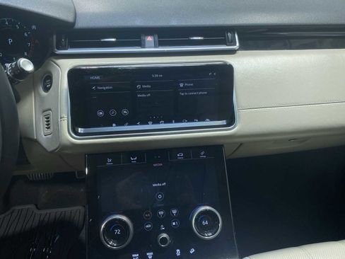 Used 2018 Land Rover Range Rover Velar S image 16