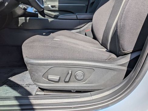 Used 2025 Hyundai Sonata SEL FWD image 14