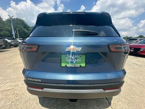Used 2025 Chevrolet Equinox LT w/ Convenience Package II FWD image 35