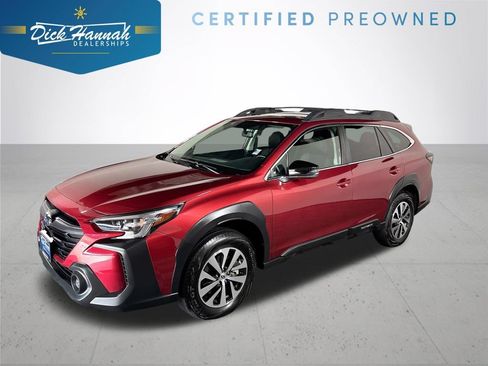 Certified 2025 Subaru Outback Premium AWD/4WD image 1