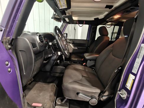 Used 2017 Jeep Wrangler Unlimited Sport w/ Quick Order Package 24S AWD/4WD image 22