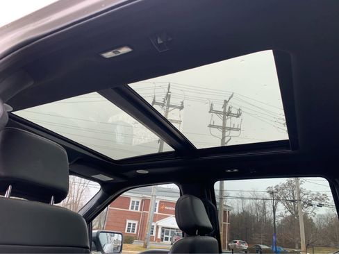 Used 2022 Ford F150 Platinum w/ Equipment Group 701A High image 24