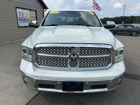 Used 2017 RAM 1500 Laramie AWD/4WD image 2