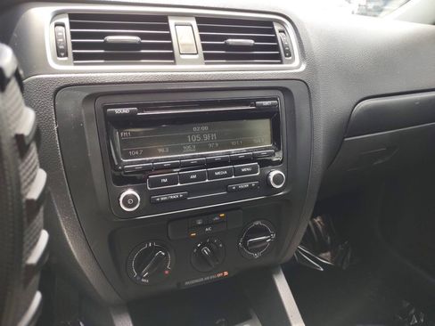 Used 2014 Volkswagen Jetta S FWD image 13