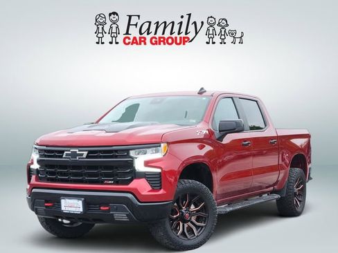 Used 2024 Chevrolet Silverado 1500 LT Trail Boss AWD/4WD image 1