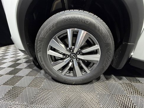 New 2026 Nissan Pathfinder SL image 26