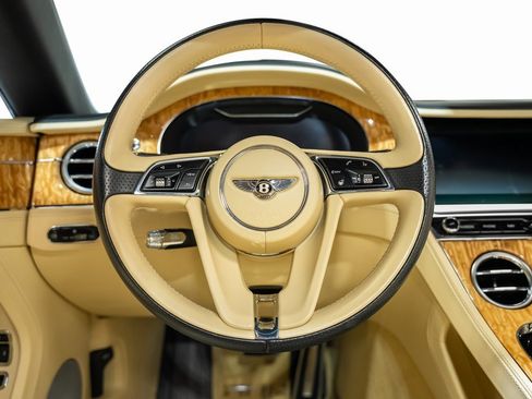 Used 2020 Bentley Continental GT V8 image 41