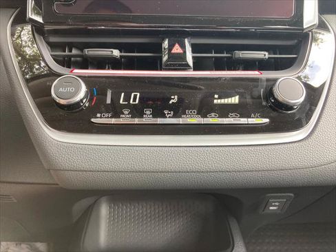 Certified 2024 Toyota Corolla LE FWD image 25