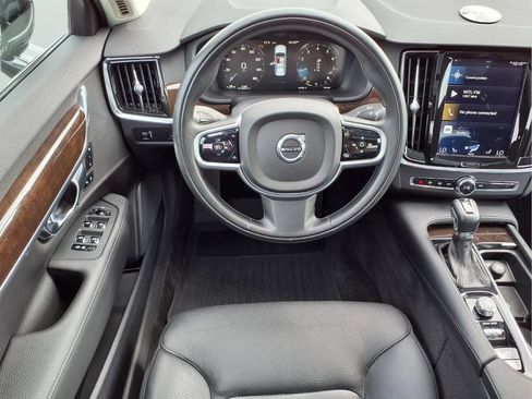 Used 2019 Volvo S90 T6 Momentum w/ Advanced Package AWD/4WD image 11