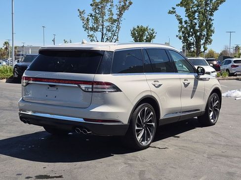 Used 2020 Lincoln Aviator Reserve w/ Equipment Group 202A AWD/4WD image 5