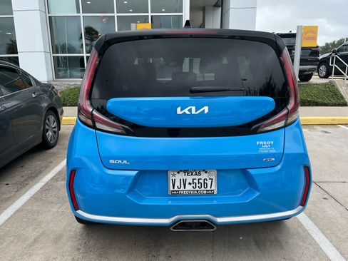 Used 2024 Kia Soul GT-Line FWD image 8