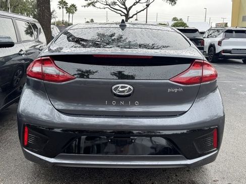 Used 2019 Hyundai Ioniq Limited image 3