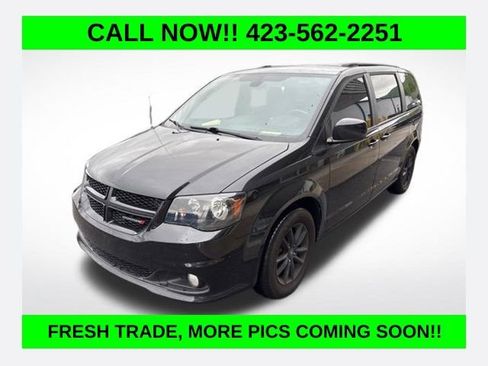 Used 2020 Dodge Grand Caravan SE FWD image 1