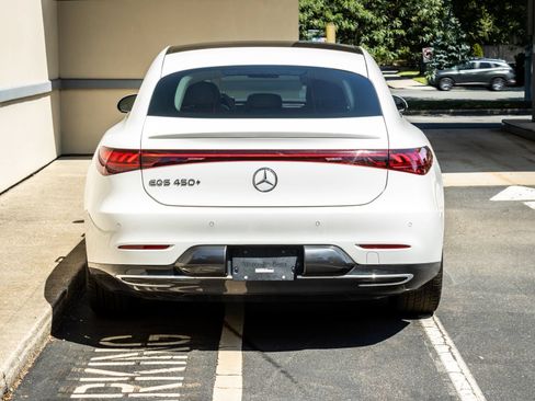 Used 2022 Mercedes-Benz EQS 450+ Sedan image 6
