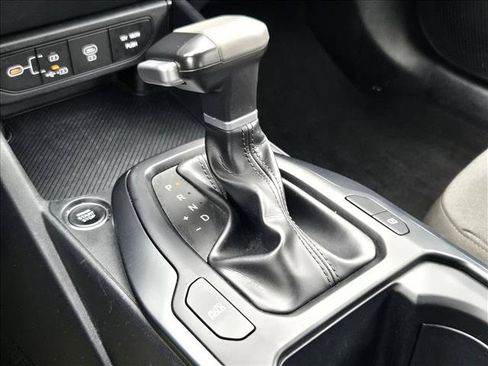 Used 2025 Kia K4 FWD image 11