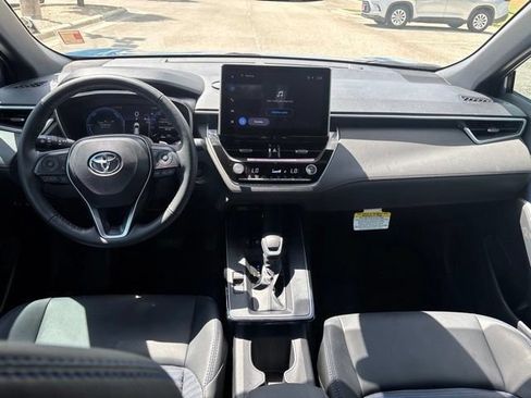 Used 2026 Toyota Corolla Cross AWD Hybrid w/ Convenience Package image 21