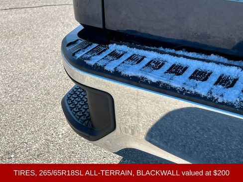 Used 2022 Chevrolet Silverado 1500 LT image 12