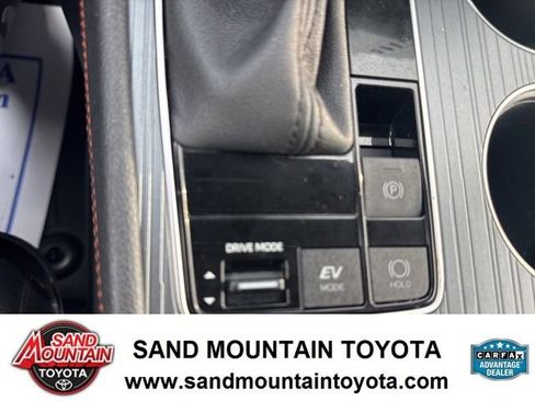 Used 2023 Toyota Sienna XSE image 20