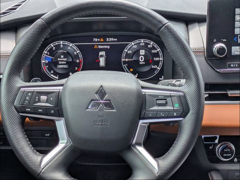 Used 2024 Mitsubishi Outlander SEL FWD image 20
