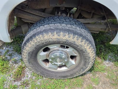 Used 2009 Ford F350 4x4 Crew Cab Super Duty image 29
