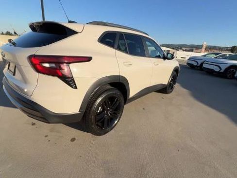 New 2026 Chevrolet Trax ACTIV w/ Driver Confidence Package image 8