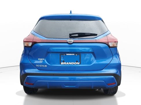 Certified 2024 Nissan Kicks S image 6