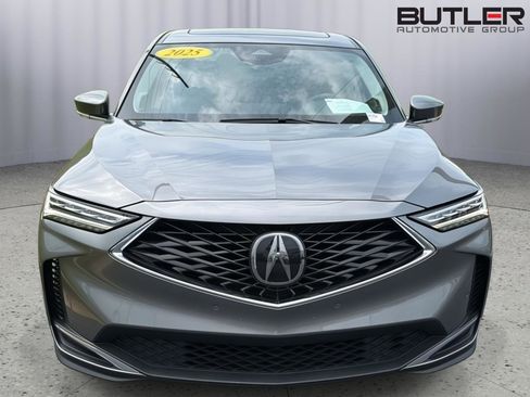 Used 2025 Acura MDX FWD w/ Technology Package image 9