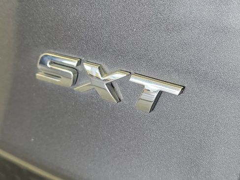 Used 2020 Dodge Grand Caravan SXT FWD image 7