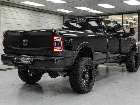 Used 2023 RAM 3500 Laramie w/ Night Edition image 36