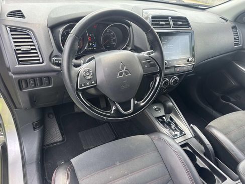 Used 2024 Mitsubishi Outlander Sport SE AWD/4WD image 17