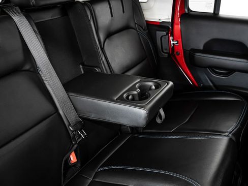 Used 2022 Jeep Wrangler Unlimited Rubicon 4xe w/ Cold Weather Group image 23