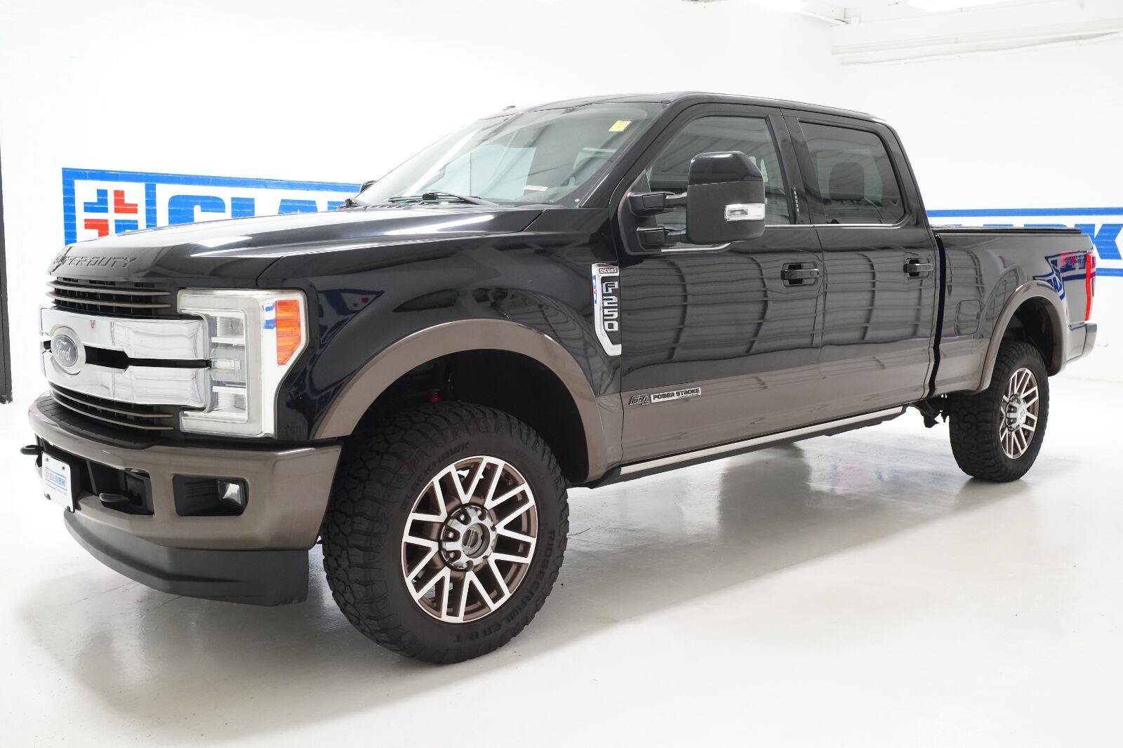 Used 2017 Ford F250 King Ranch w/ King Ranch Ultimate Package AWD/4WD image 30