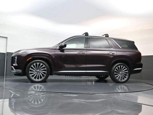 Used 2024 Hyundai Palisade Calligraphy image 20