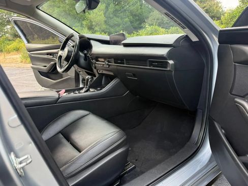 Used 2020 MAZDA MAZDA3 Sedan w/ Select Package FWD image 12