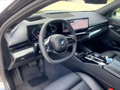 Used 2025 BMW 530i image 17